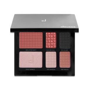 Doucce On the Go Eyeshadow Pallet NWT